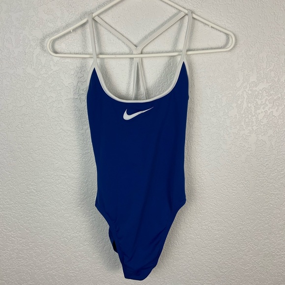 Nike Other - Nike One Piece Swimsuit EUC Size 6